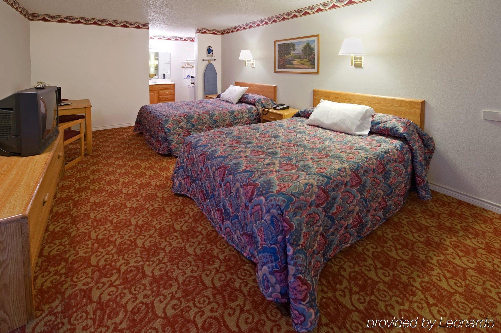 Americas Best Value Inn Weatherford Ruang foto
