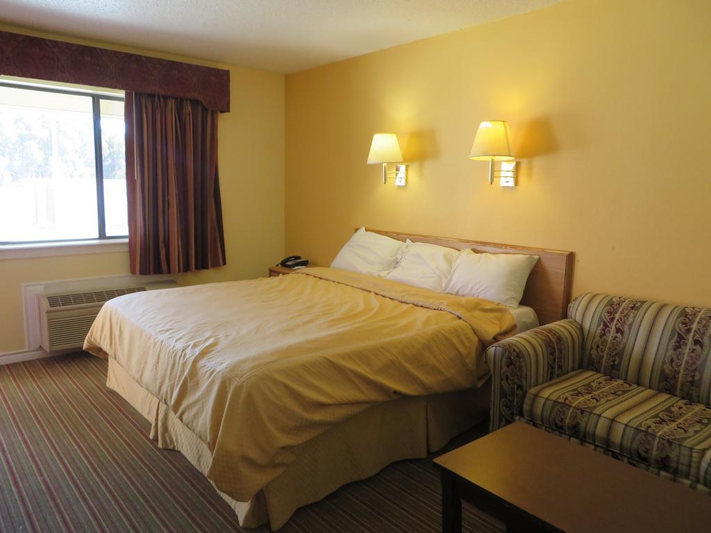 Americas Best Value Inn Weatherford Bagian luar foto